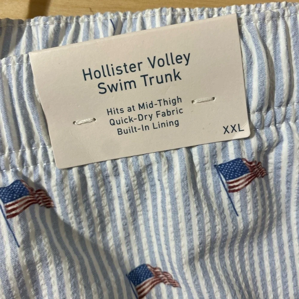 Hollister stylish swim